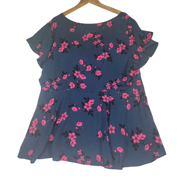 Torrid Blouse Size 3X Floral Floaty Flutter Sleeves Petrol Blue Pink Tunic Plus - Picture 7 of 9